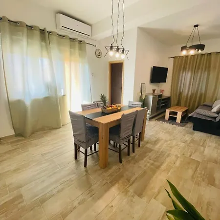 Casalli 2 Apartment *