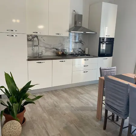 Apartment Casalli 2 *